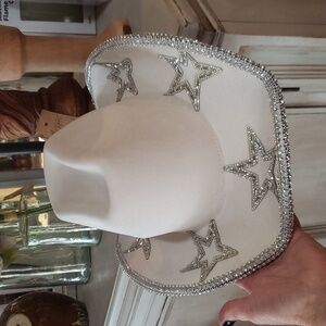 White Star-Embellished Cowboy Hat